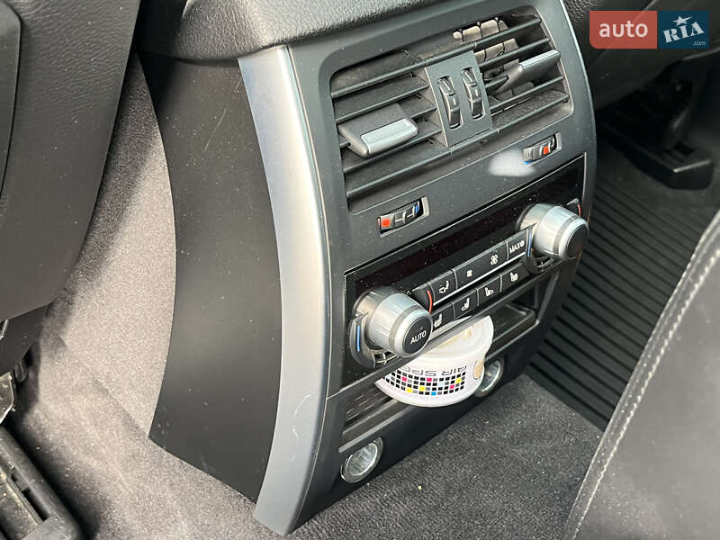 Лифтбек BMW 5 Series GT 2011 в Запорожье фото 15 Лифтбек BMW 5 Series GT 2011 в Запорожье