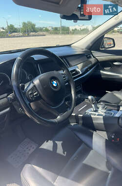Ліфтбек BMW 5 Series GT 2015 в 