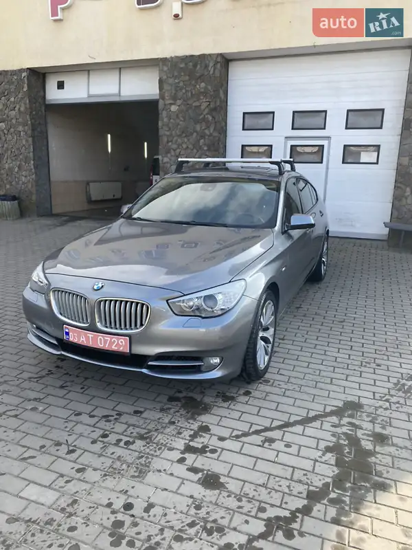 BMW 5 Series GT 2012