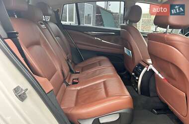Лифтбек BMW 5 Series GT 2017 в 