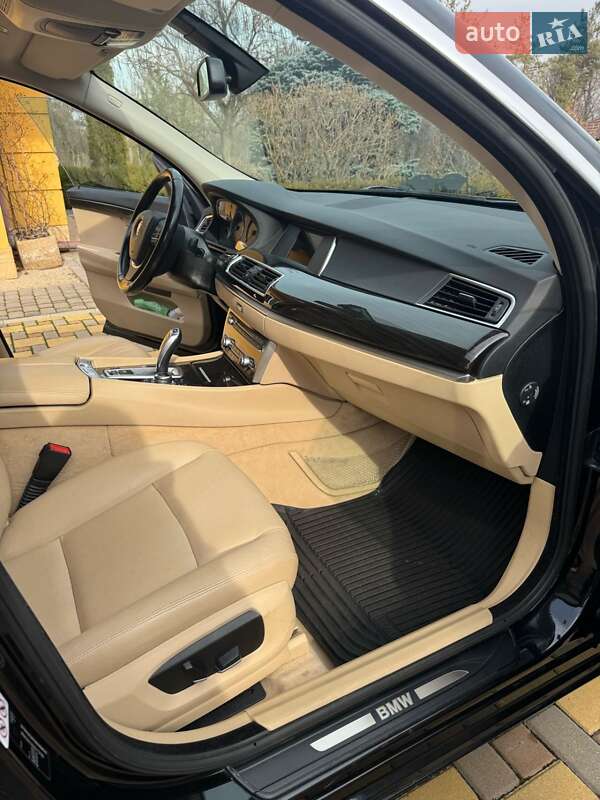 Лифтбек BMW 5 Series GT 2017 в Киеве