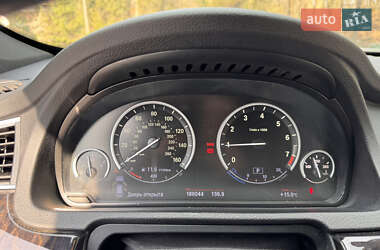 Лифтбек BMW 5 Series GT 2012 в 