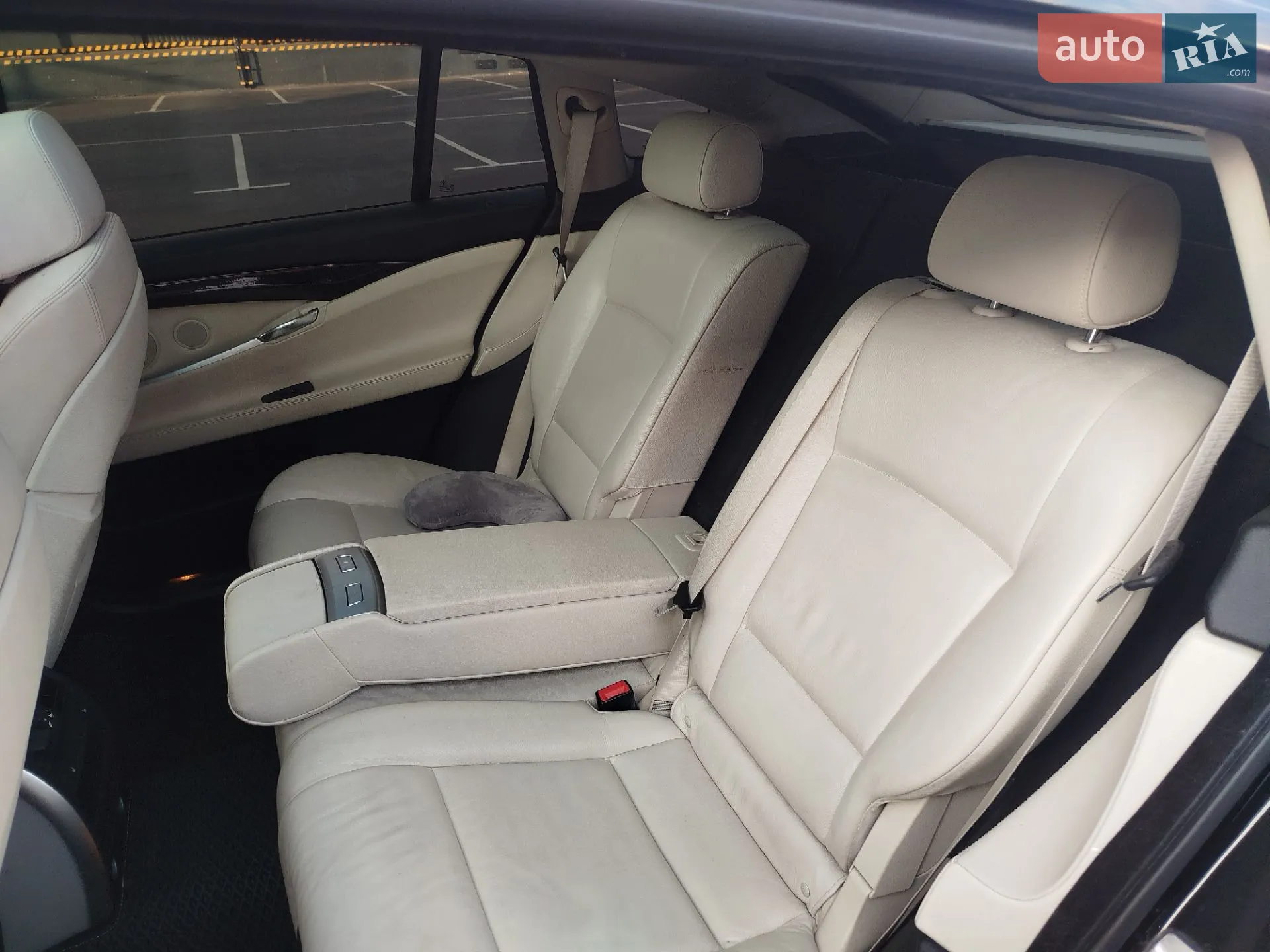 2012 BMW 5er - мініатюра 11