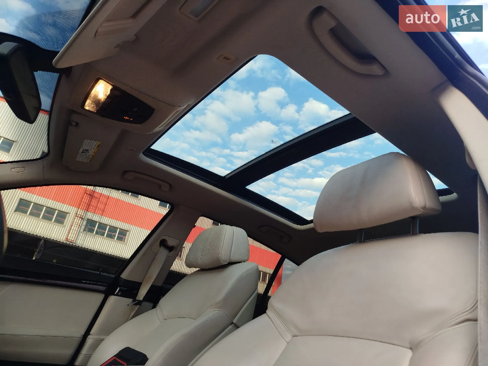 2012 BMW 5er - мініатюра 19