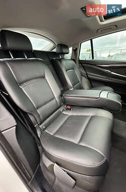 Лифтбек BMW 5 Series GT 2013 в 