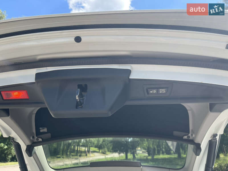 Седан BMW 5 Series GT 2013 в Тернополе