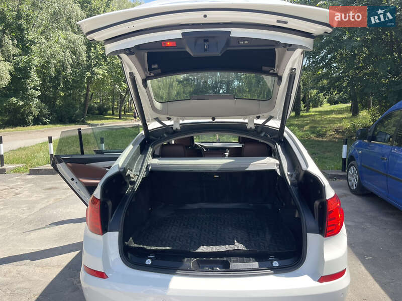 Седан BMW 5 Series GT 2013 в Тернополе