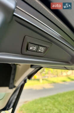 Лифтбек BMW 5 Series GT 2015 в 