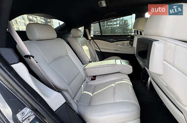 Лифтбек BMW 5 Series GT 2011 в 