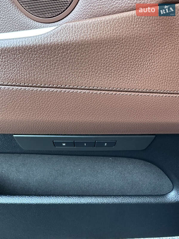 Лифтбек BMW 5 Series GT 2011 в Киеве фото 39 Лифтбек BMW 5 Series GT 2011 в Киеве