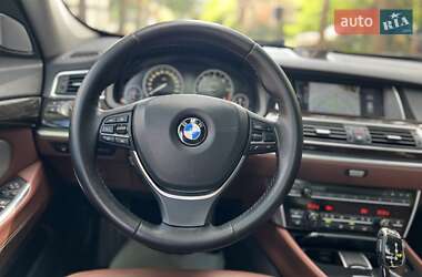 Лифтбек BMW 5 Series GT 2012 в 