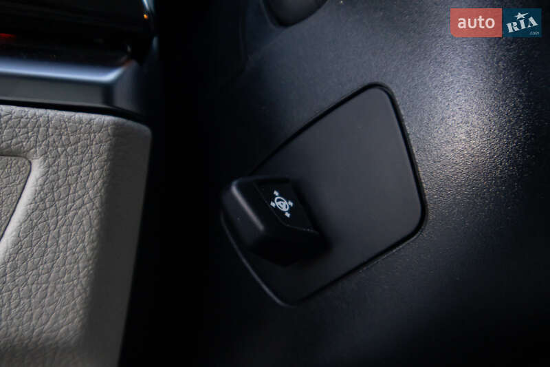 Ліфтбек BMW 5 Series GT 2011 в Чернівцях фото 40 Ліфтбек BMW 5 Series GT 2011 в Чернівцях