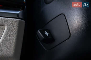 Лифтбек BMW 5 Series GT 2011 в 