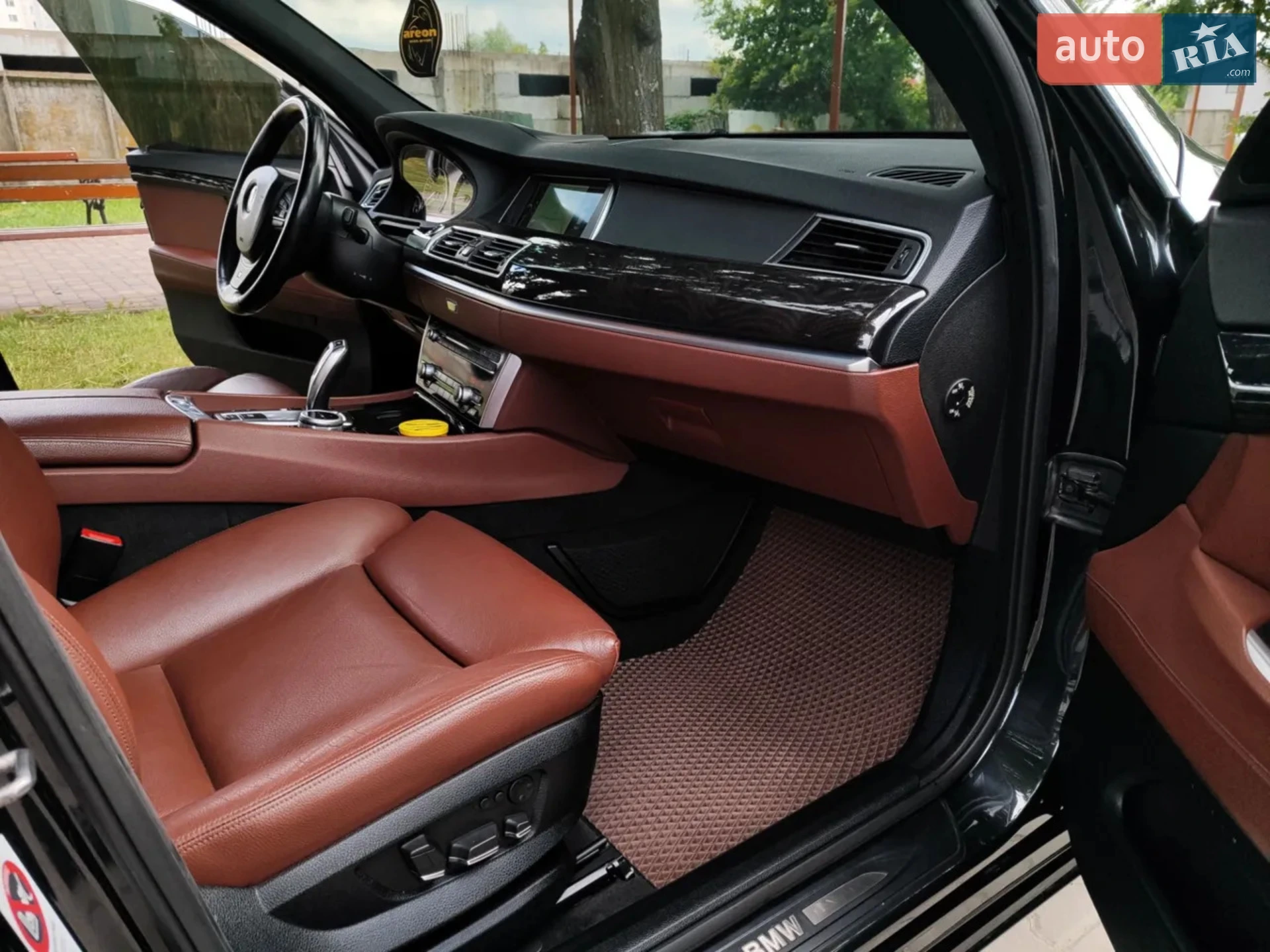 2012 BMW 5er - мініатюра 10