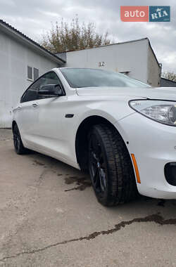 Ліфтбек BMW 5 Series GT 2015 в  фото 3 Ліфтбек BMW 5 Series GT 2015 в