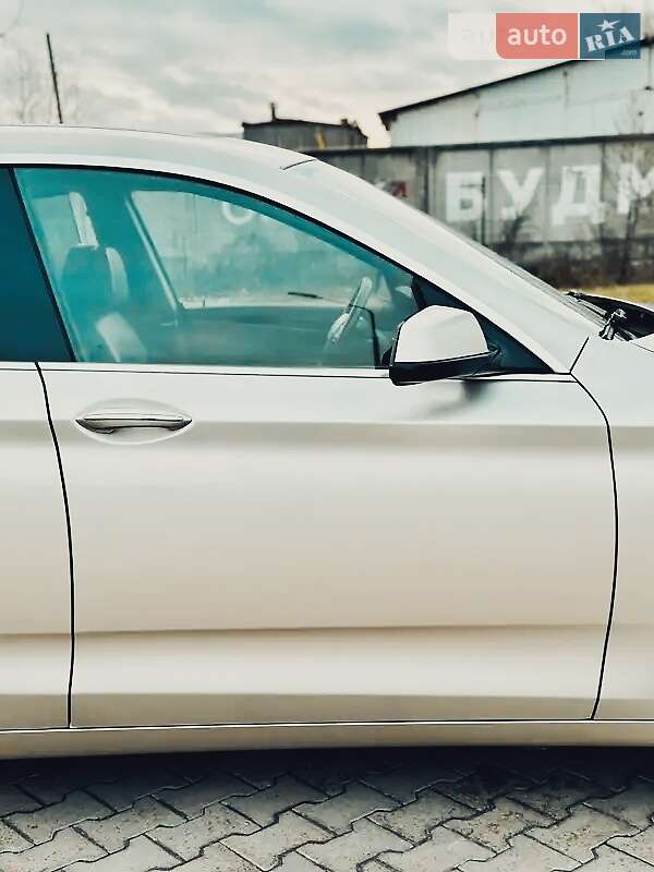 Ліфтбек BMW 5 Series GT 2011 в Києві