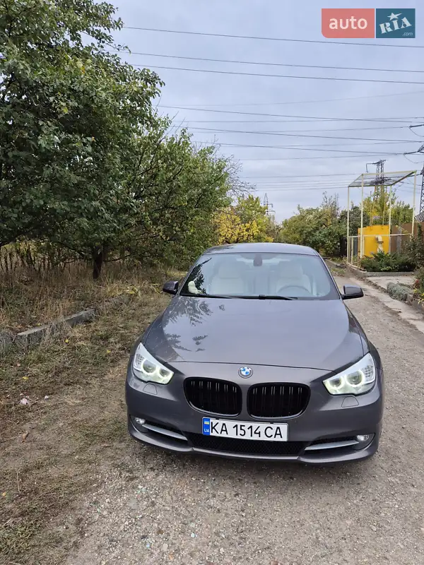 BMW 5 Series GT 2012
