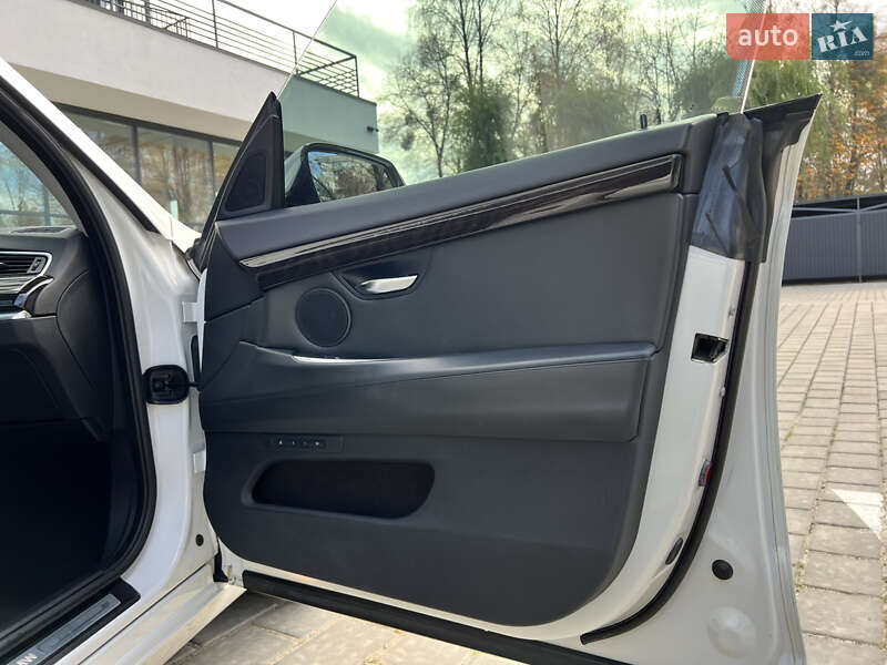 Лифтбек BMW 5 Series GT 2015 в Ровно