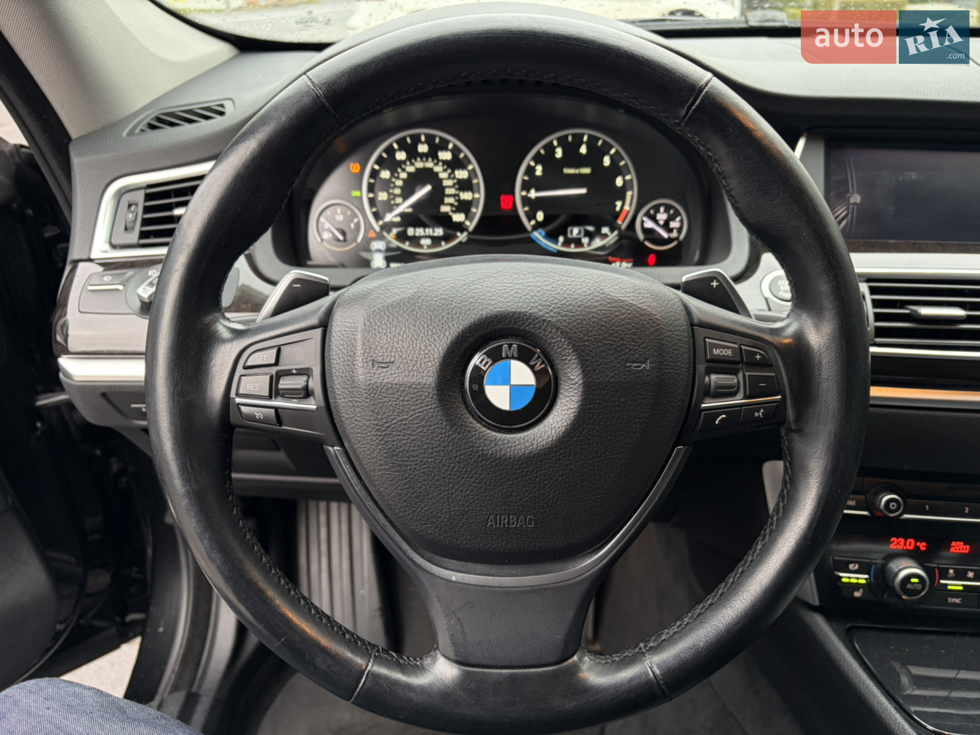 2016 BMW 5er - мініатюра 23