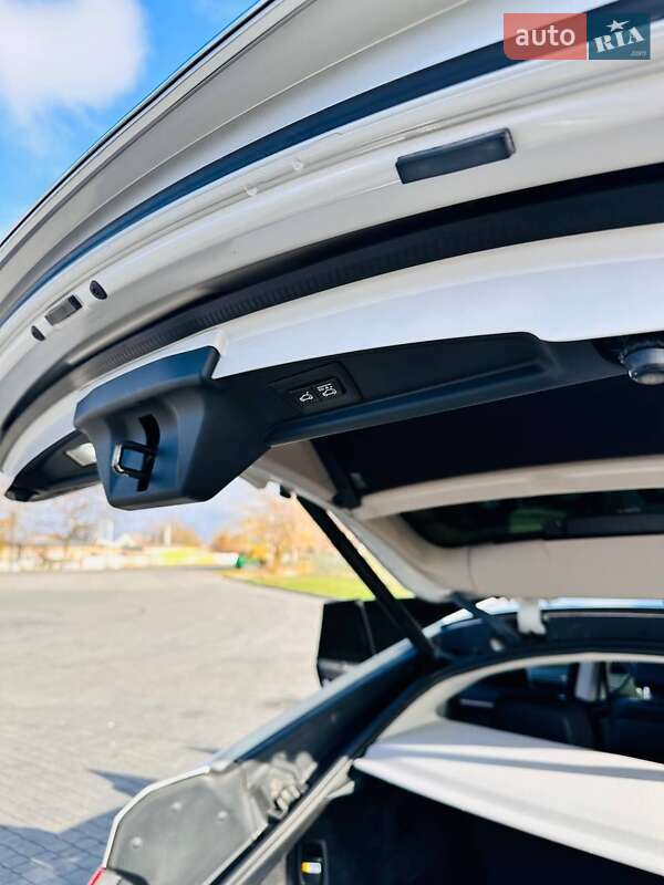 Ліфтбек BMW 5 Series GT 2013 в Новомосковську