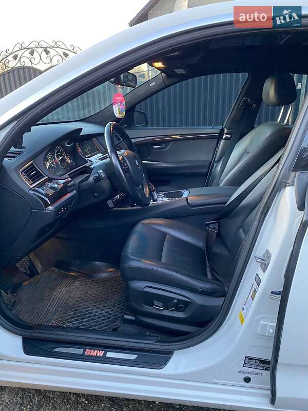 Лифтбек BMW 5 Series GT 2014 в Новояворовске