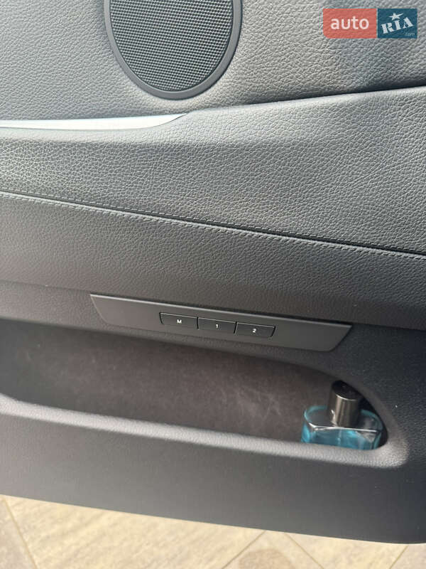 Лифтбек BMW 5 Series GT 2012 в Луцке фото 11 Лифтбек BMW 5 Series GT 2012 в Луцке