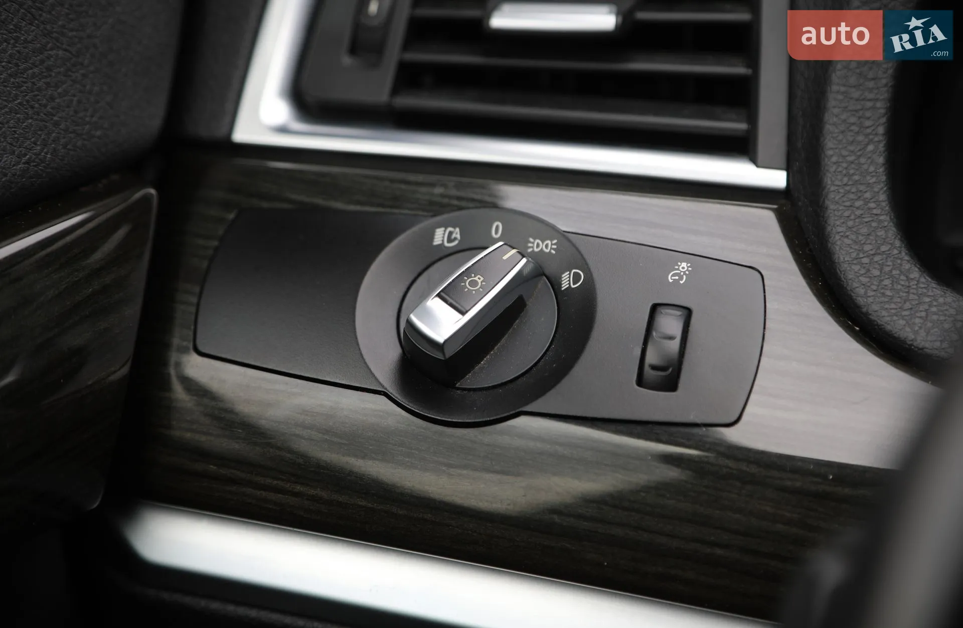 2015 BMW 5er - мініатюра 24