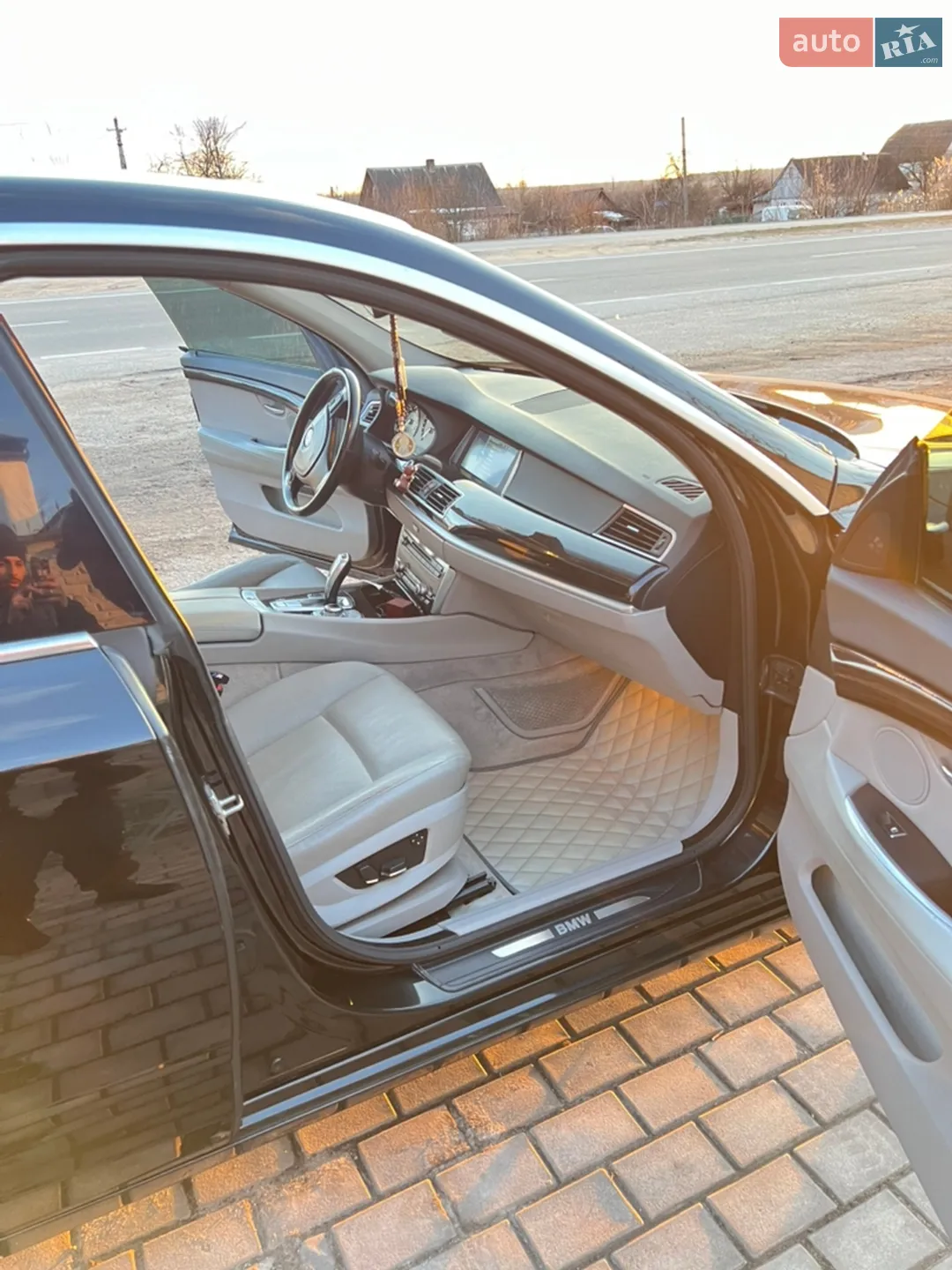 2010 BMW 5er - мініатюра 41