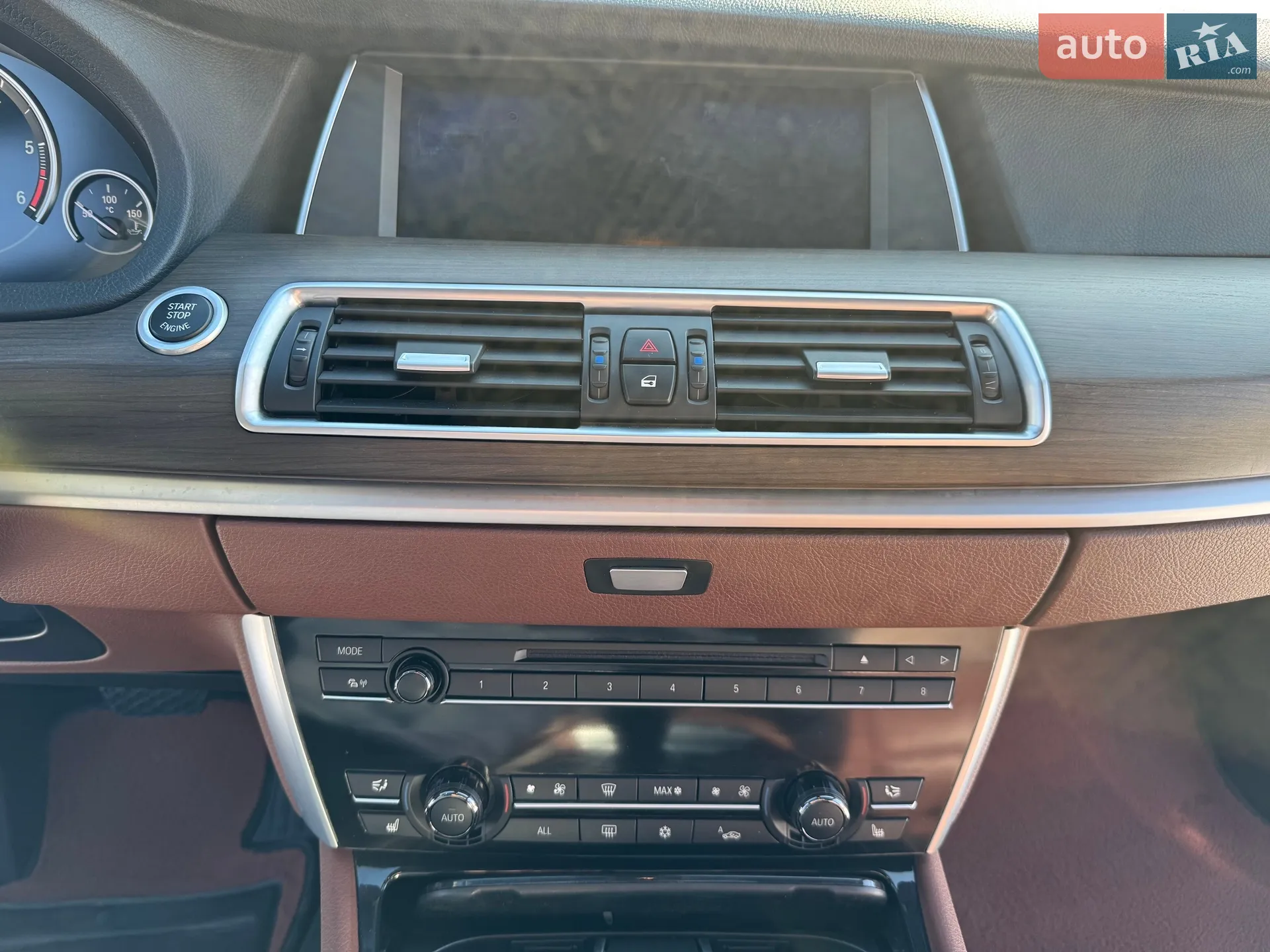 2011 BMW 5er - мініатюра 36