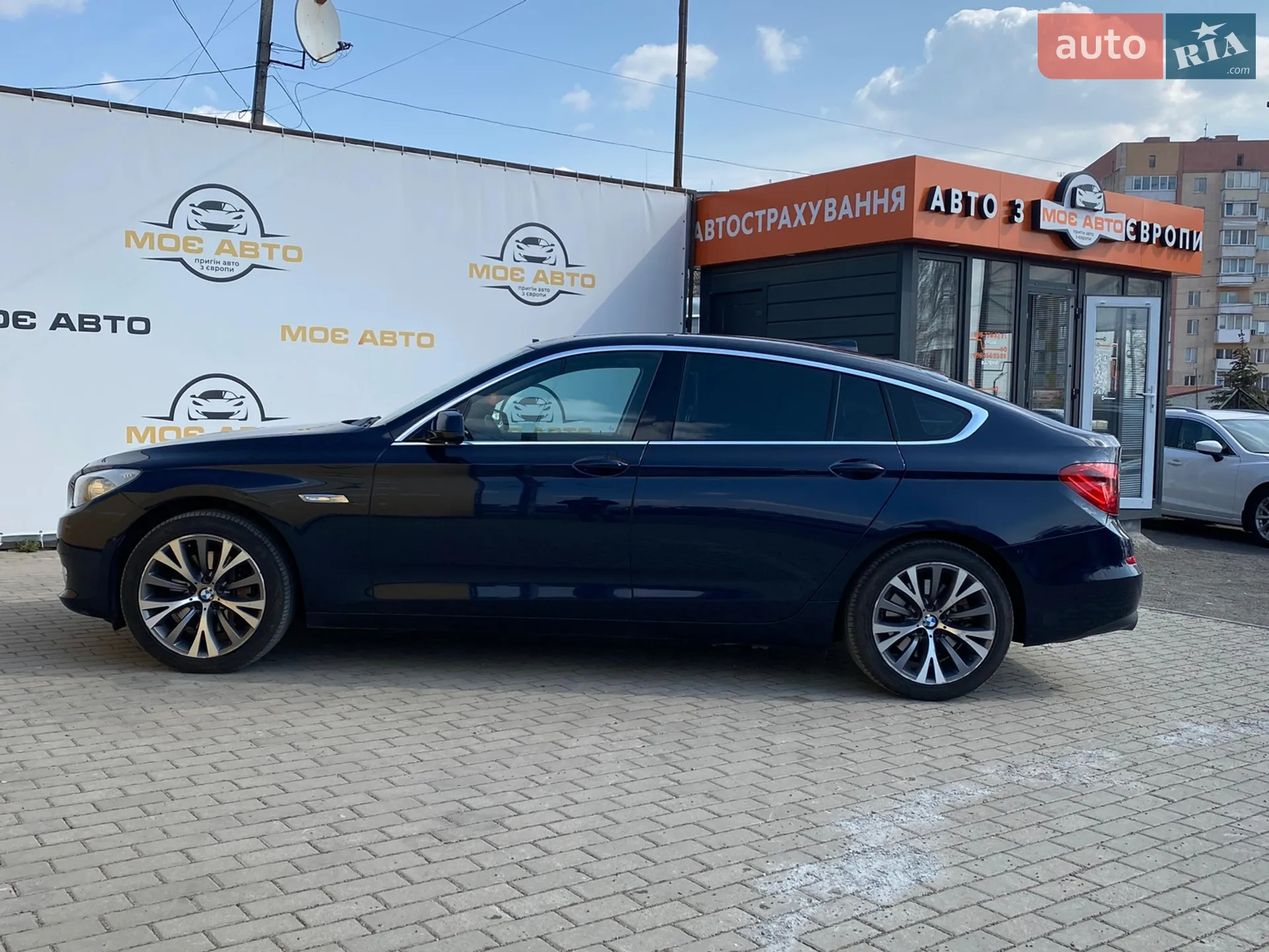 2013 BMW 5er - мініатюра 2