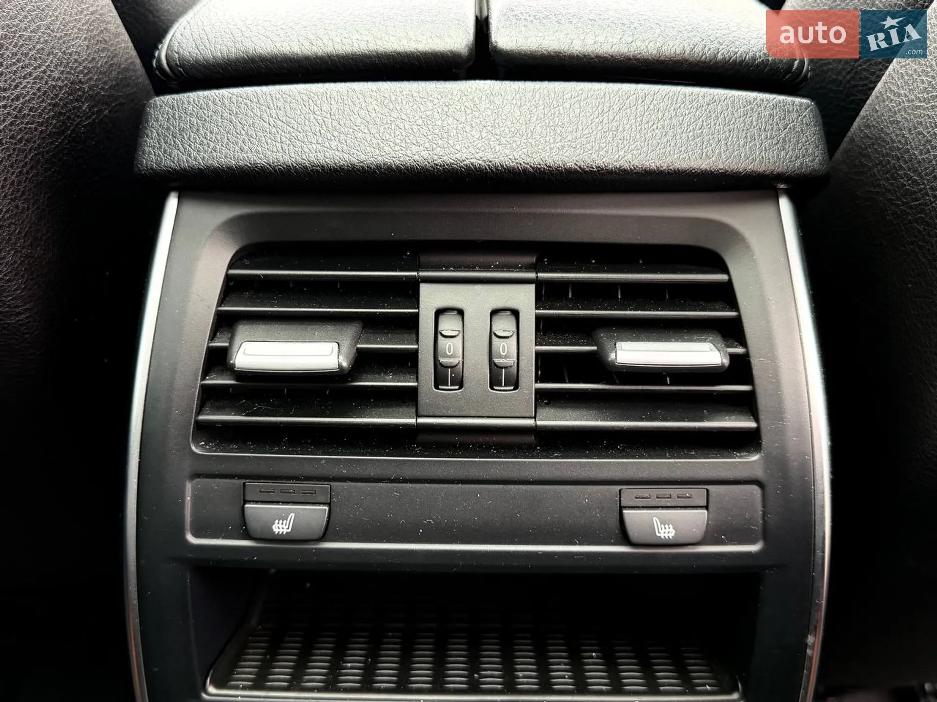 2012 BMW 5er - мініатюра 39
