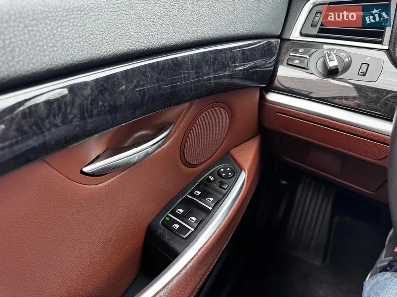BMW 5 Series GT 2010 VIN WBASN61010C456712 фото оголошення 10 з 60