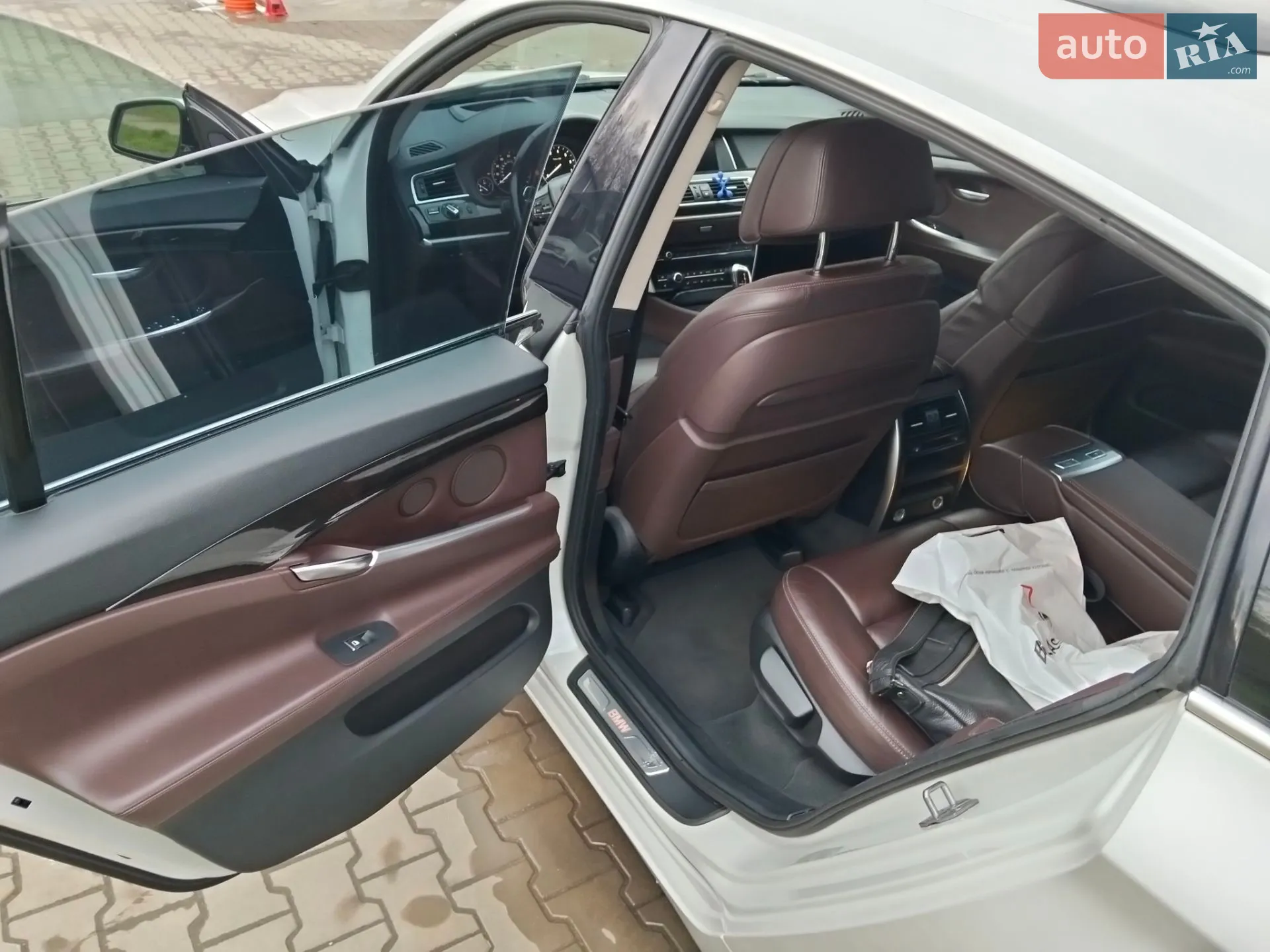 2016 BMW 5er - мініатюра 11