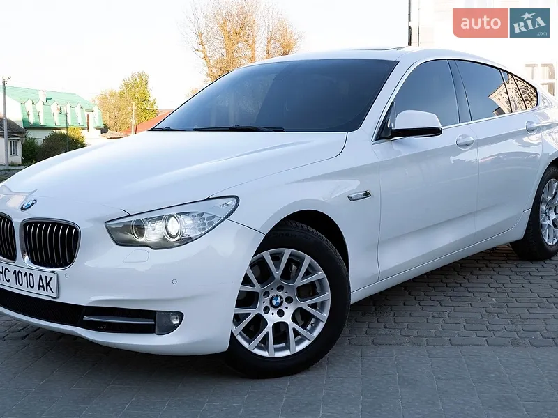 BMW 5 Series GT 2012