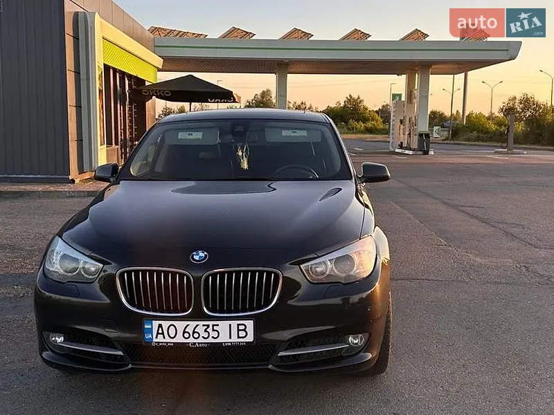 BMW 5 Series GT 2012