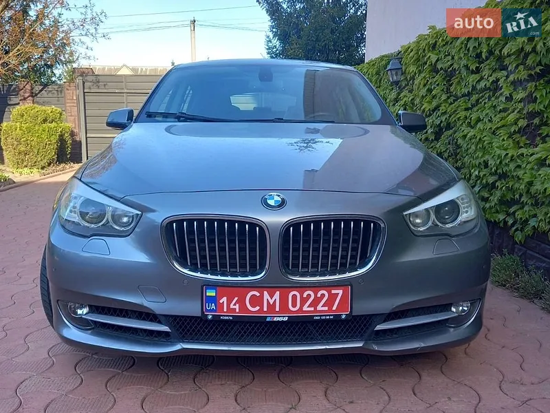 BMW 5 Series GT 2012
