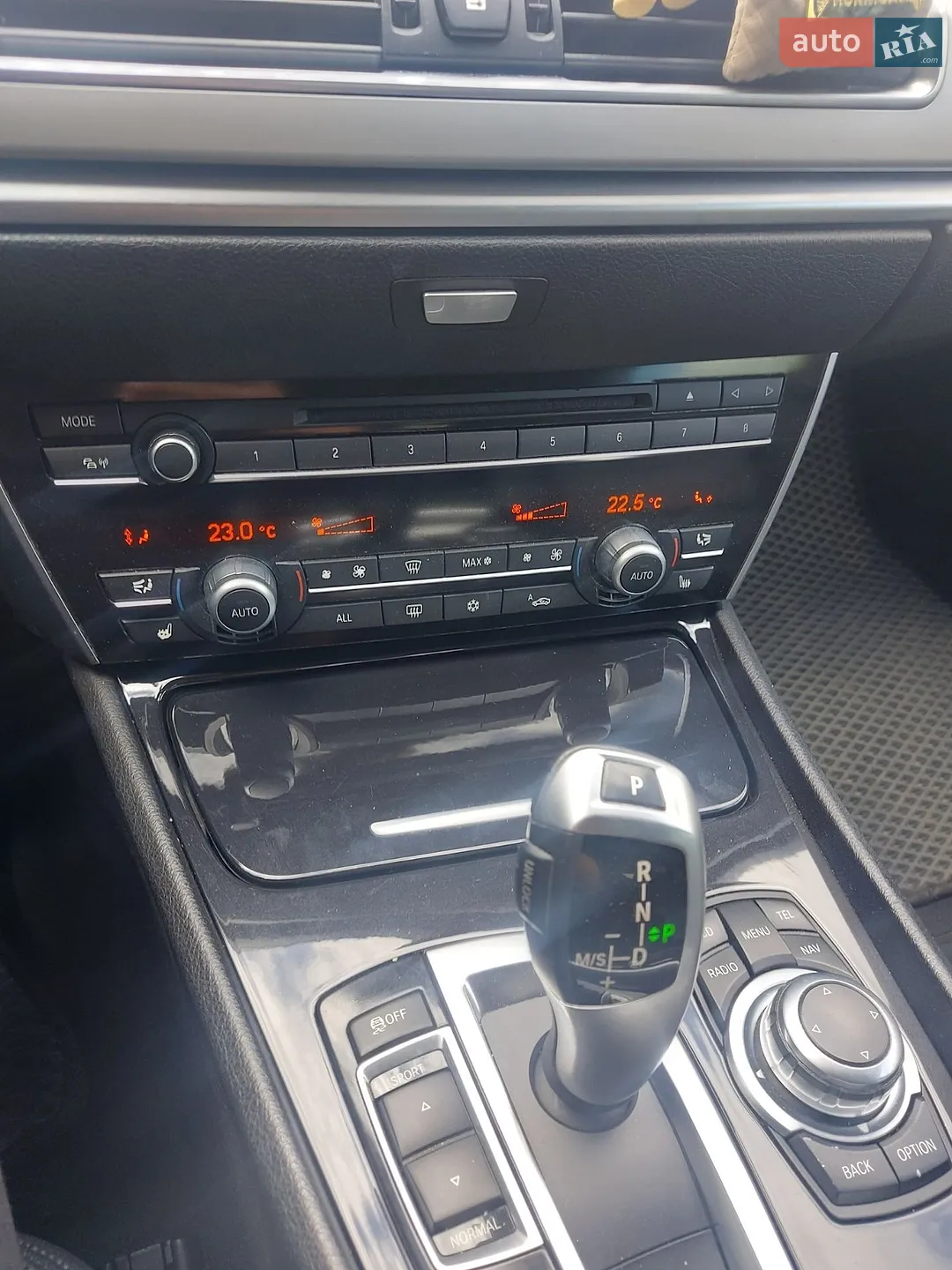 2010 BMW 5er - мініатюра 5