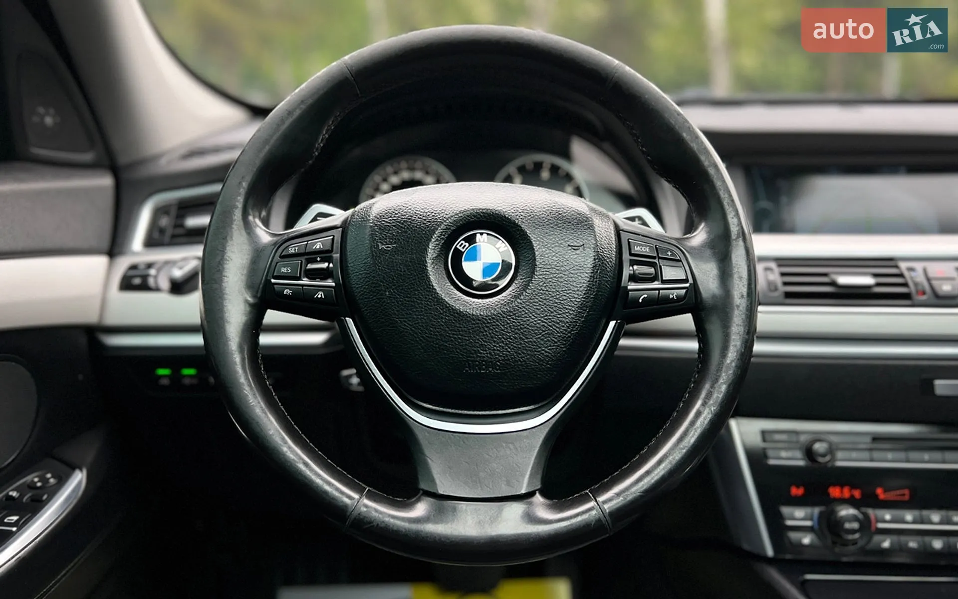 2010 BMW 5er - мініатюра 10