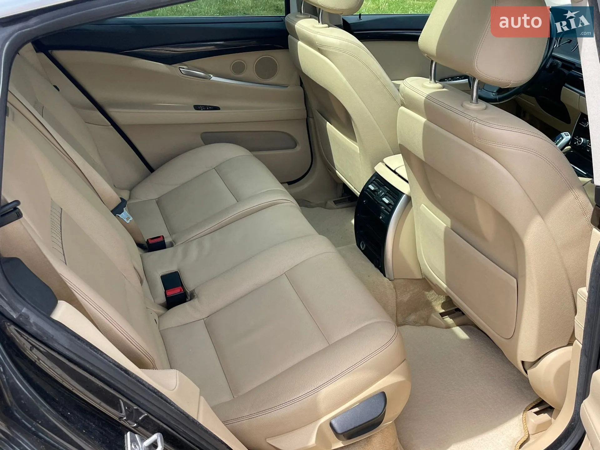 BMW 5 Series GT 2014 VIN WBA5M2C58FD872163 фото оголошення 7 з 10