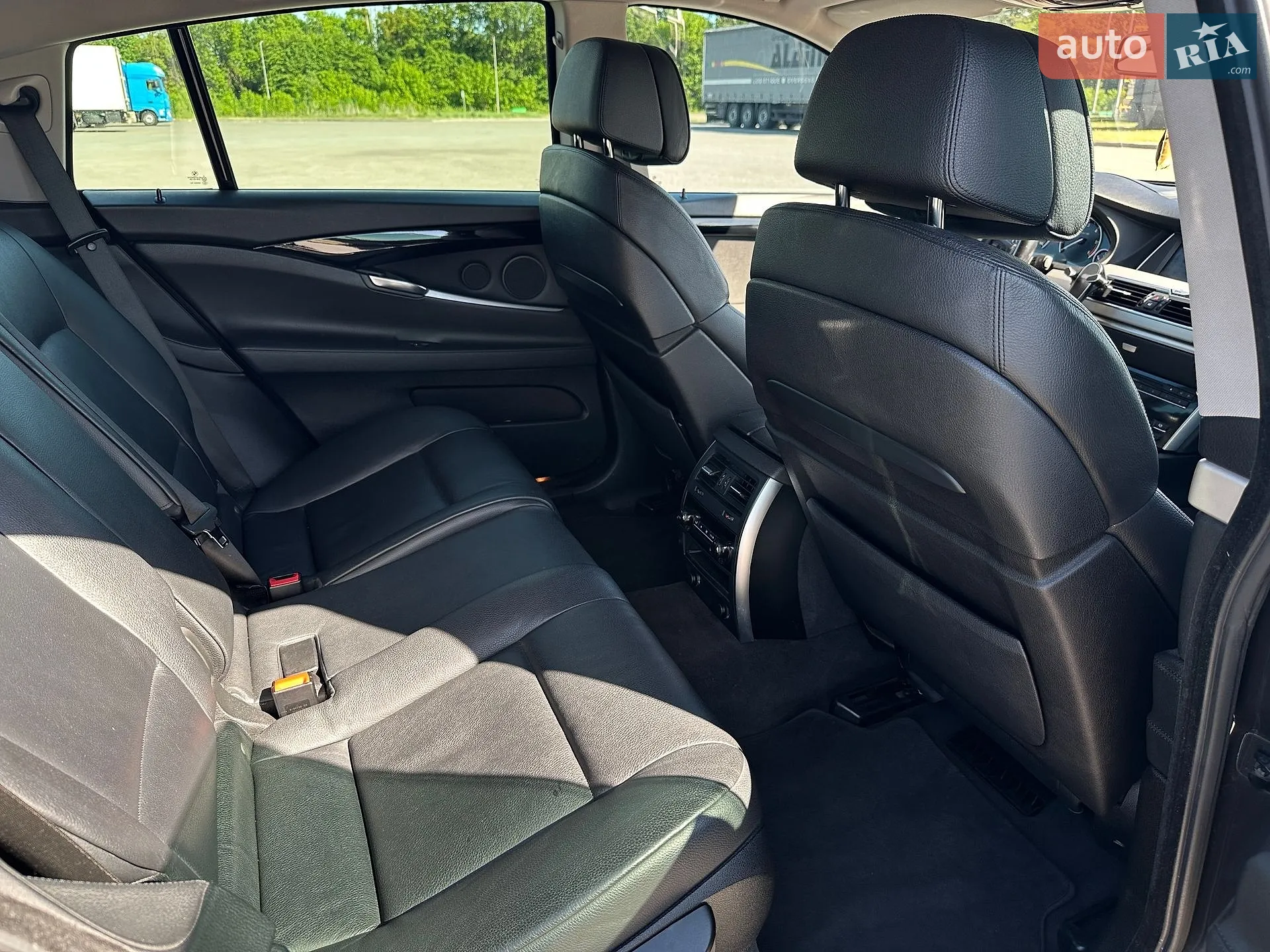 2011 BMW 5er - мініатюра 33
