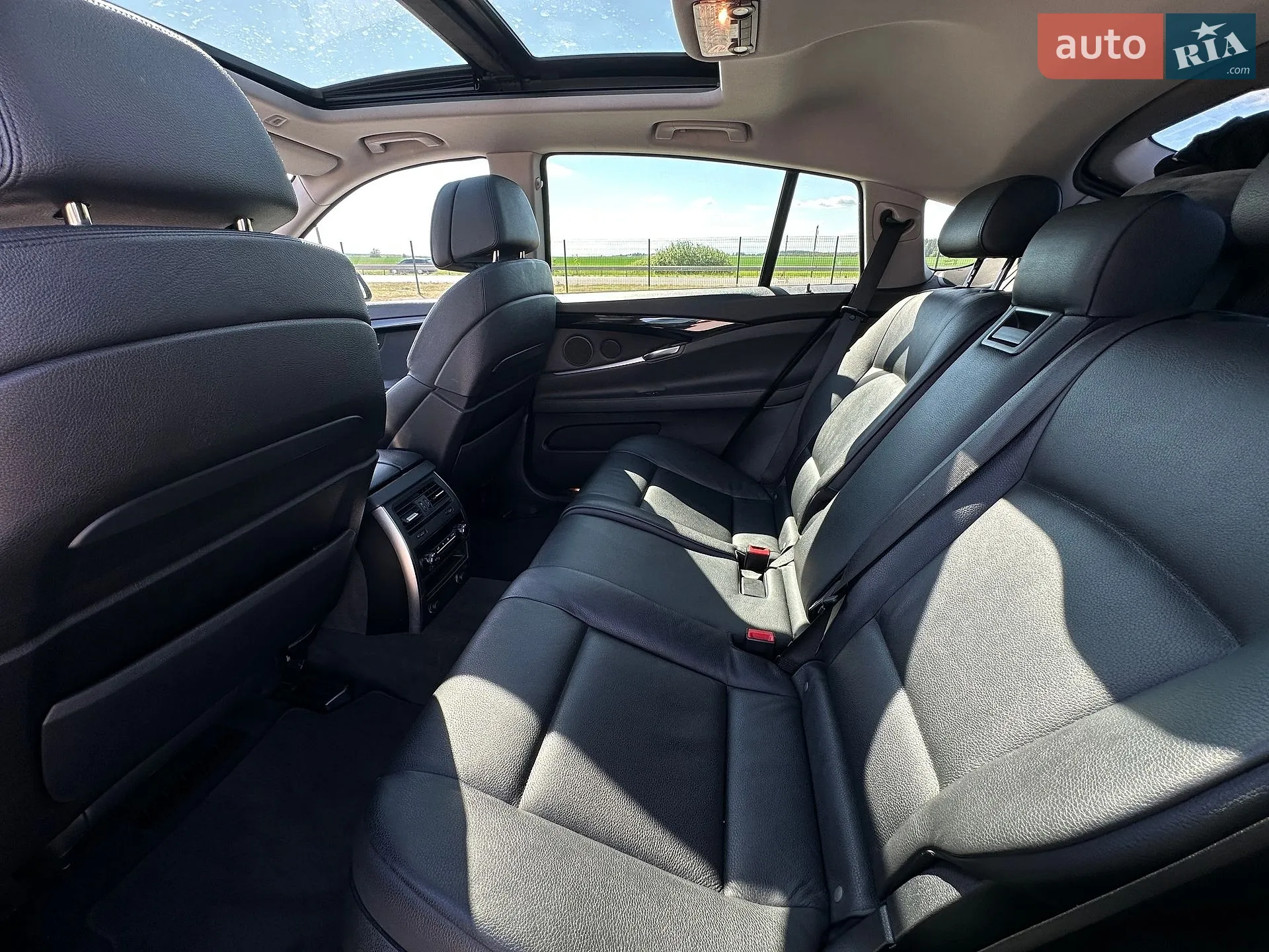 2011 BMW 5er - мініатюра 37