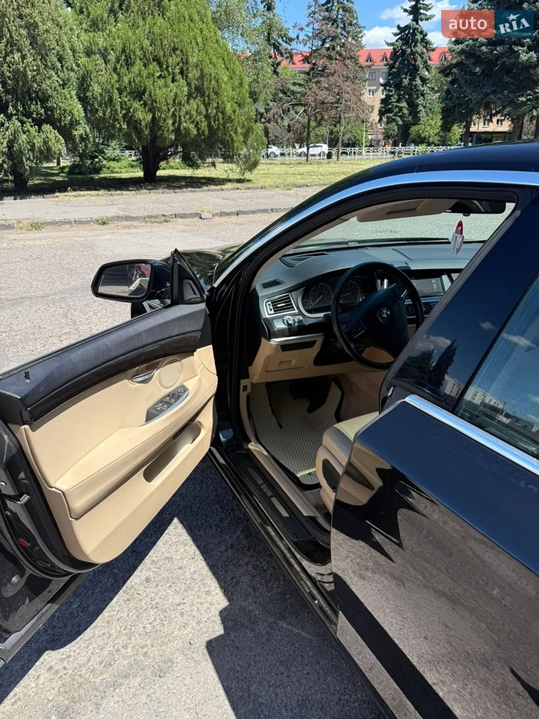 2014 BMW 5er - мініатюра 18