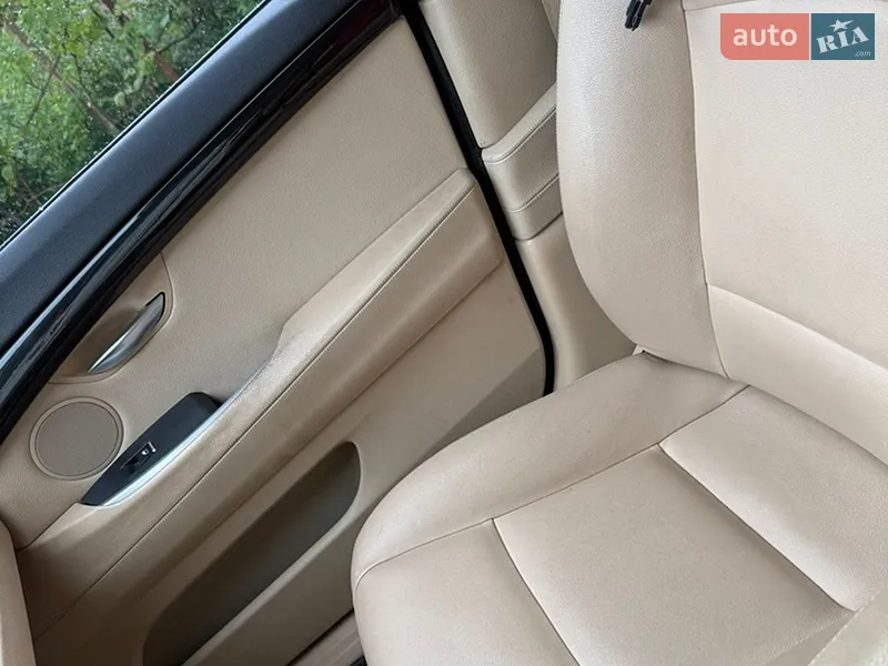 BMW 5 Series GT 2014 VIN WBA5M4C50ED183728 фото оголошення 26 з 78
