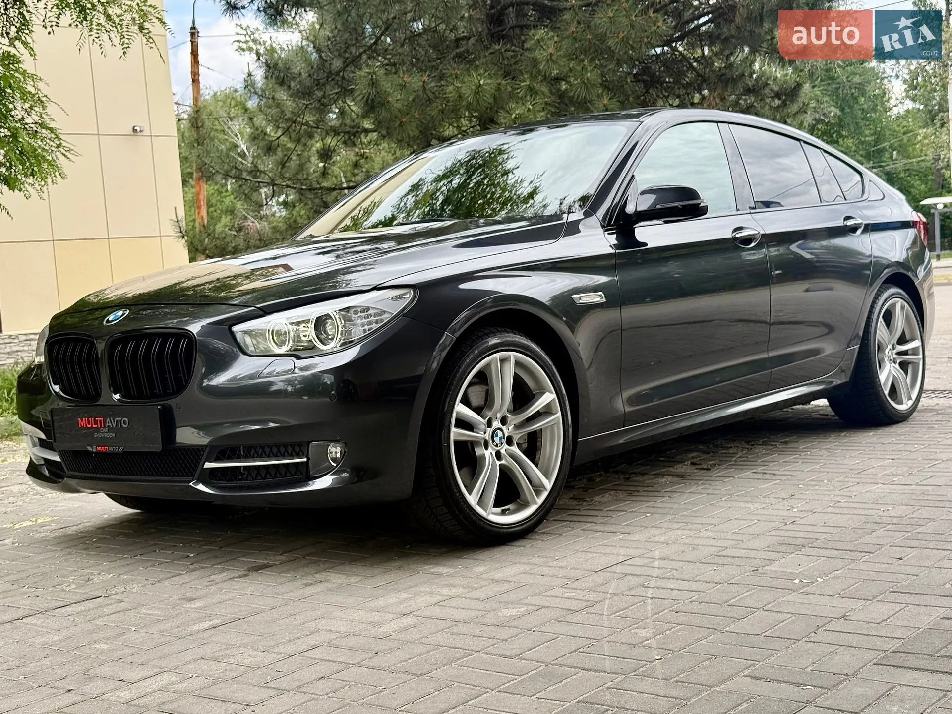 2013 BMW 5er - мініатюра 2