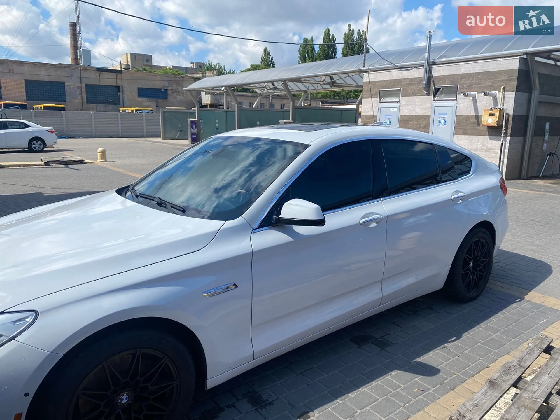2011 BMW 5er - фото 1