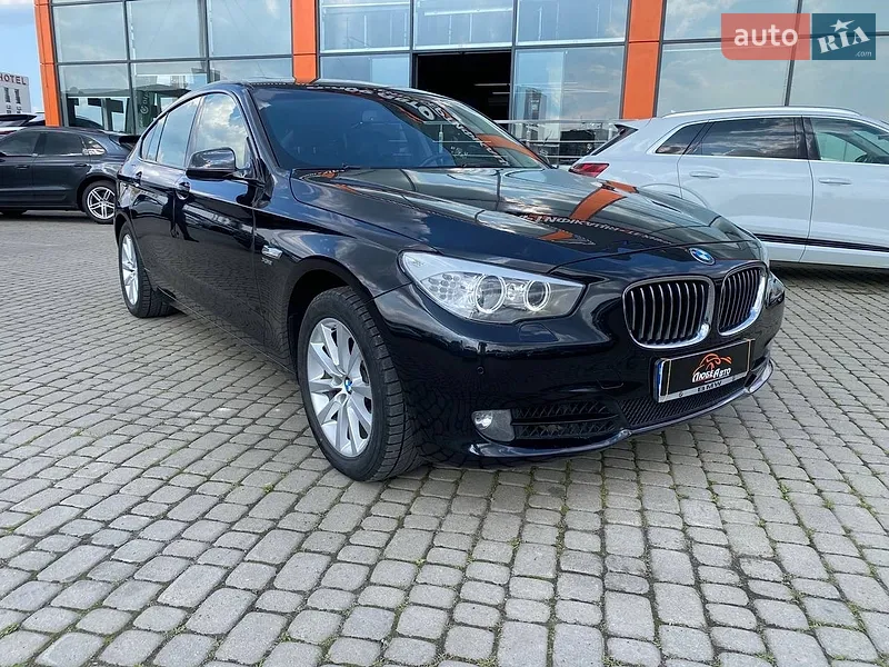 BMW 5 Series GT 2012