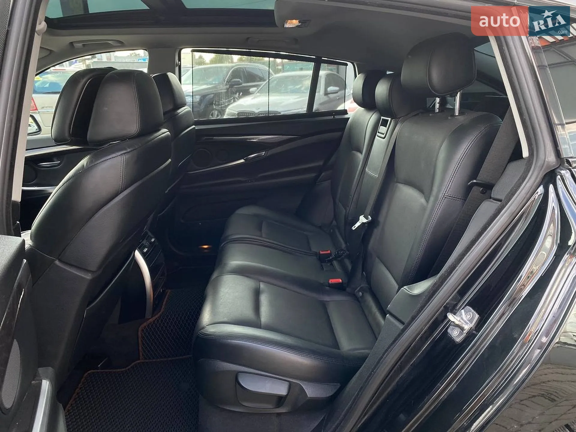 2012 BMW 5er - мініатюра 21