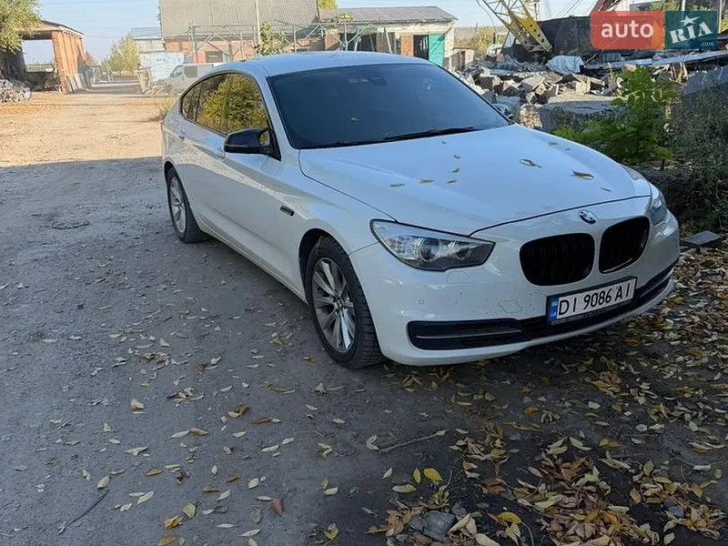 BMW 5 Series GT 2015