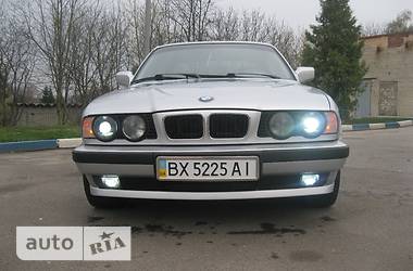 Седан BMW 5 Series 1995 в Хмельницком