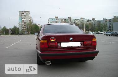 Седан BMW 5 Series 1988 в Запорожье